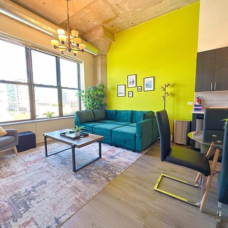 Mccormick Place Modern 2Br Loft In Downtown Chicago Michigan Avenue With Optional Parking Near Soldier Field ชิคาโก ภายนอก รูปภาพ