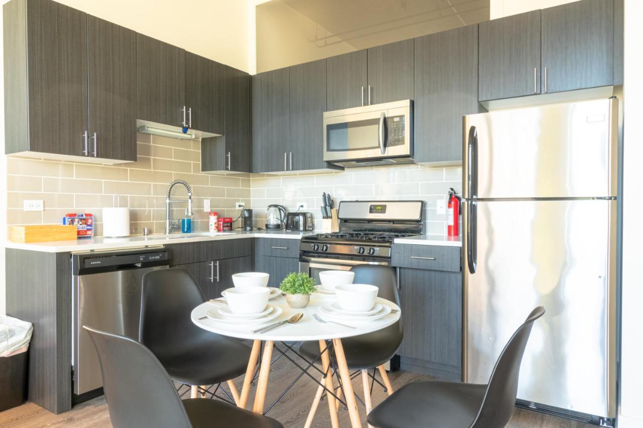 Mccormick Place Modern 2Br Loft In Downtown Chicago Michigan Avenue With Optional Parking Near Soldier Field ชิคาโก ภายนอก รูปภาพ