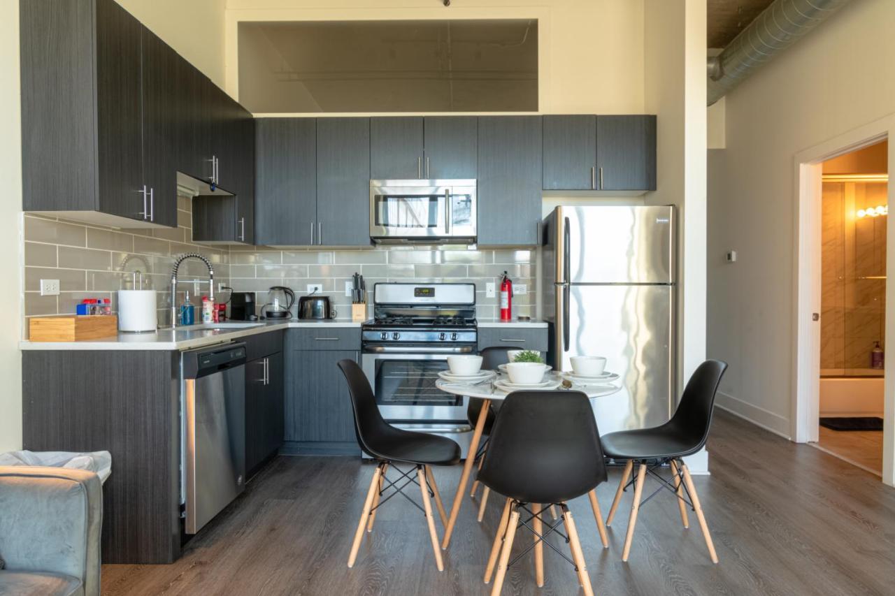 Mccormick Place Modern 2Br Loft In Downtown Chicago Michigan Avenue With Optional Parking Near Soldier Field ชิคาโก ภายนอก รูปภาพ