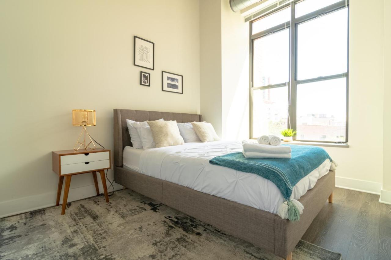 Mccormick Place Modern 2Br Loft In Downtown Chicago Michigan Avenue With Optional Parking Near Soldier Field ชิคาโก ภายนอก รูปภาพ