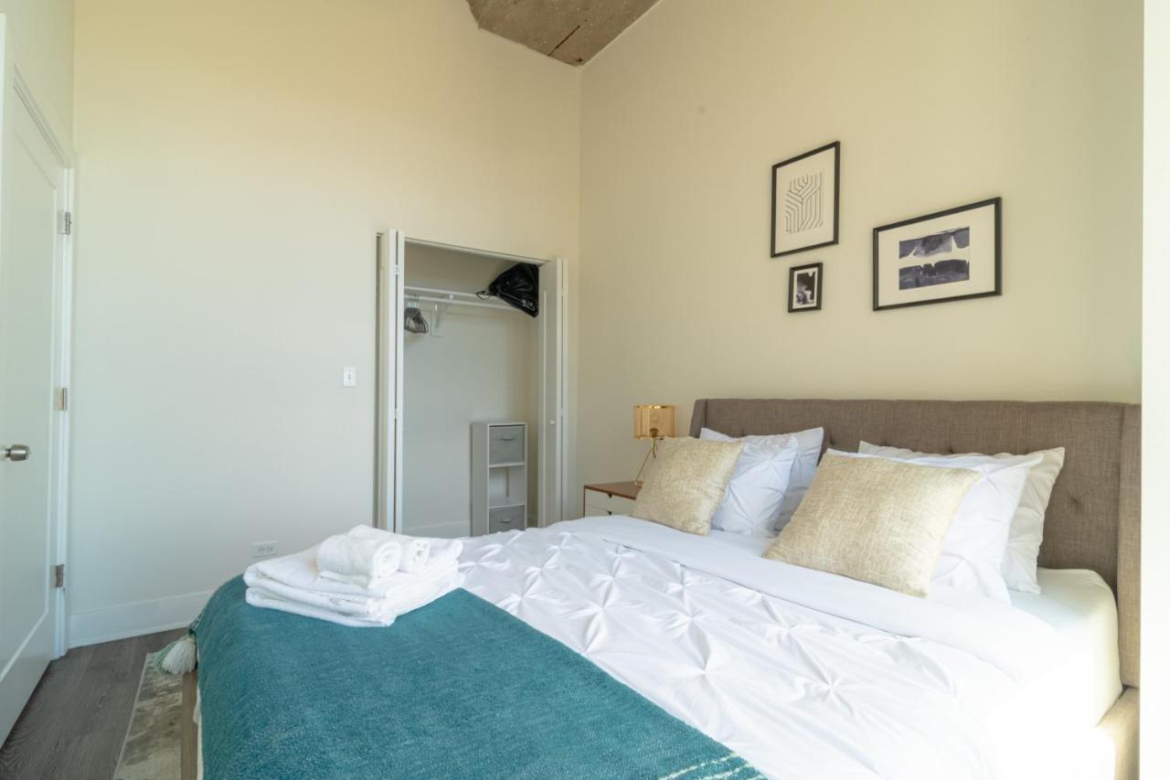 Mccormick Place Modern 2Br Loft In Downtown Chicago Michigan Avenue With Optional Parking Near Soldier Field ชิคาโก ภายนอก รูปภาพ