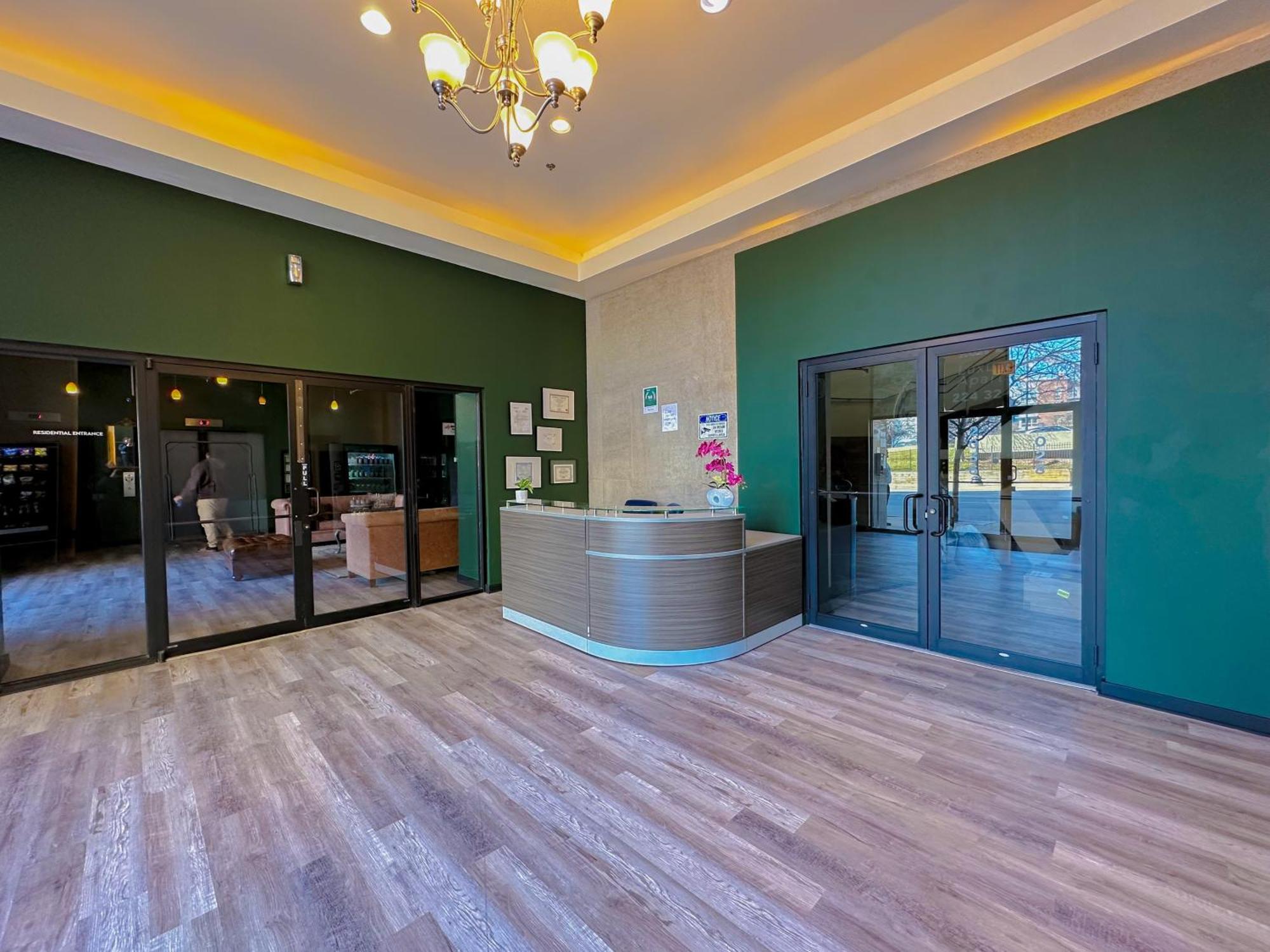Mccormick Place Modern 2Br Loft In Downtown Chicago Michigan Avenue With Optional Parking Near Soldier Field ชิคาโก ภายนอก รูปภาพ